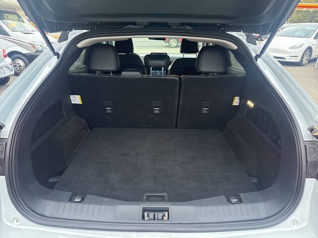 2022 Ford Mustang Mach-E Select