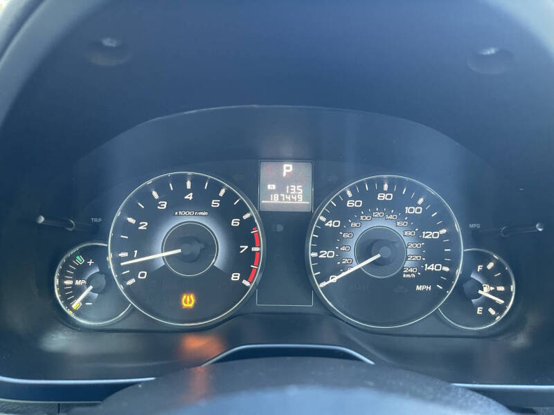 2010 Subaru Outback 2.5i Premium