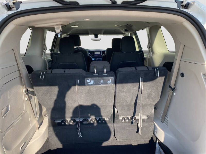 2020 Chrysler Pacifica Hybrid Touring