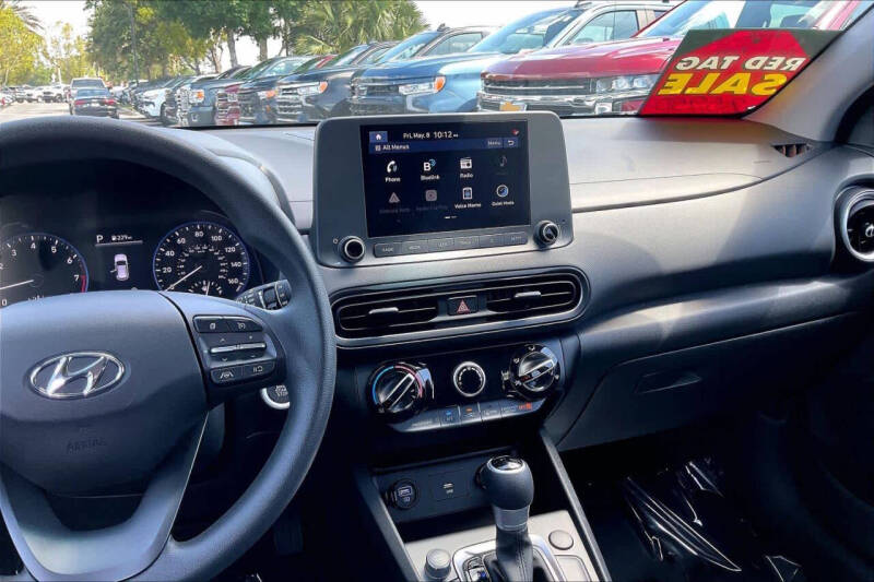 2023 Hyundai Kona SEL