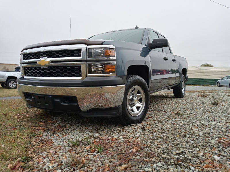 2014 Chevrolet Silverado 1500 for sale at Sinclair Auto Inc. in Pendleton IN