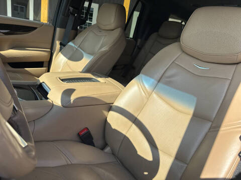 2020 Cadillac Escalade Platinum