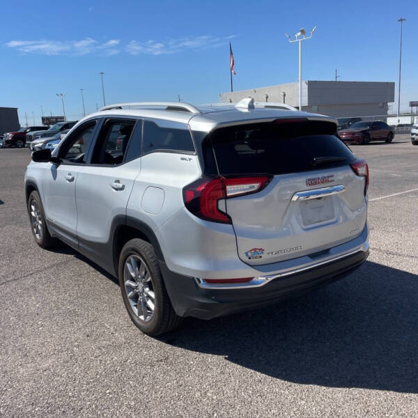 2022 GMC Terrain SLT