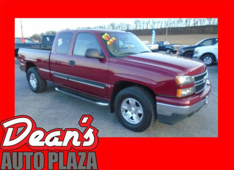 2007 Chevrolet Silverado 1500 Classic for sale at Dean's Auto Plaza in Hanover PA