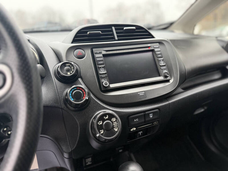 2012 Honda Fit Sport w/Navi