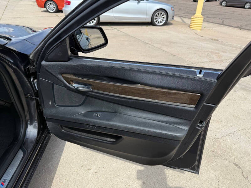 2012 BMW 7 Series 740Li