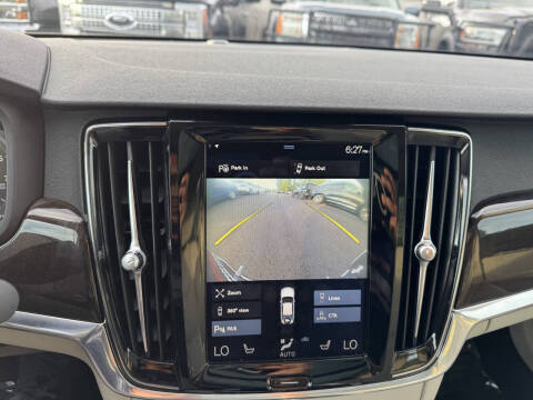 2018 Volvo S90 T5 Momentum