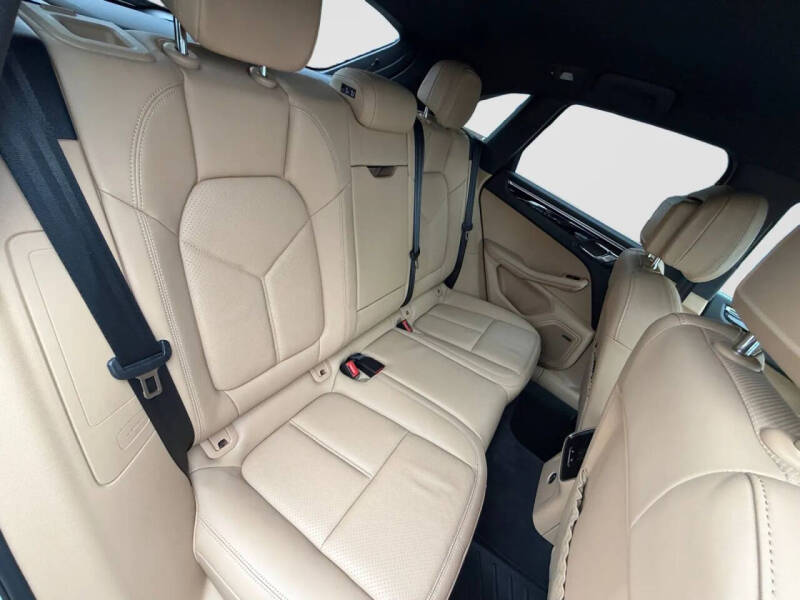 2017 Porsche Macan S