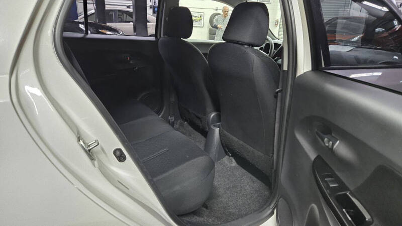 2009 Scion xD Base photo 39