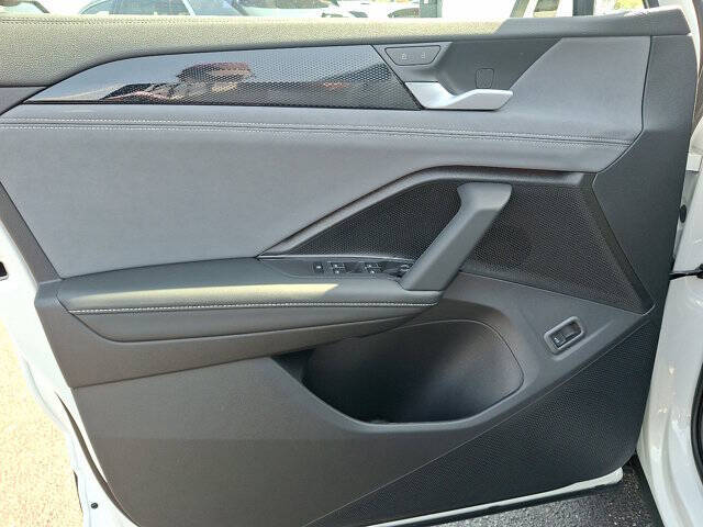 2025 Volkswagen Tiguan SE 4Motion