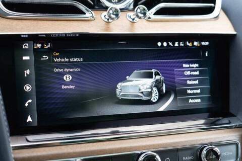 2023 Bentley Bentayga V8