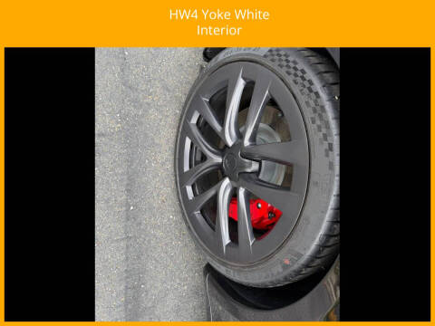 2023 Tesla Model S Plaid