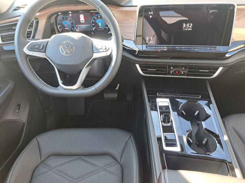 2026 Volkswagen Atlas SE