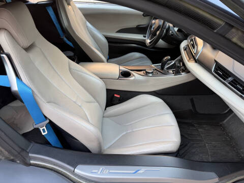 2015 BMW i8