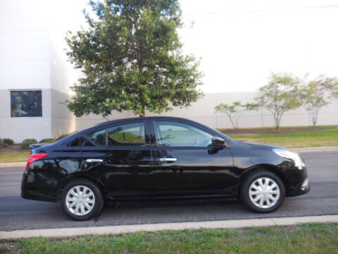 2019 Nissan Versa SV