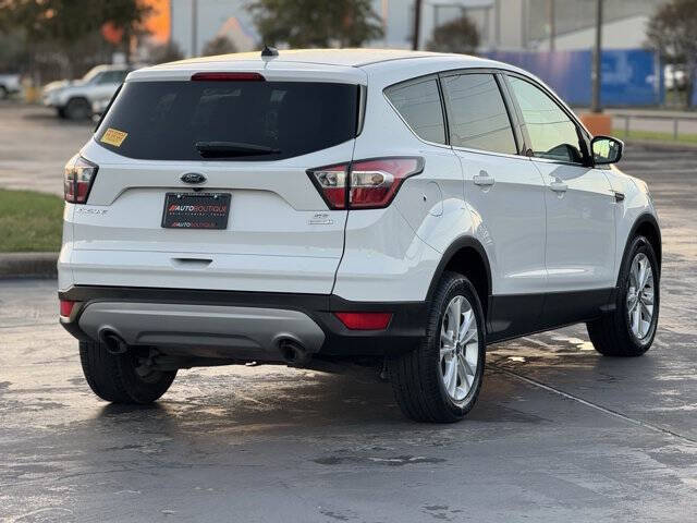 2017 Ford Escape SE