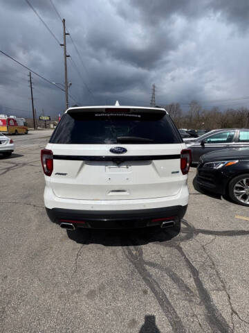2016 Ford Explorer Sport