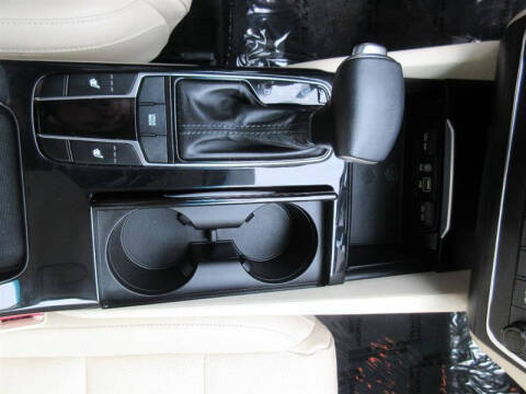 2019 Kia Cadenza Premium