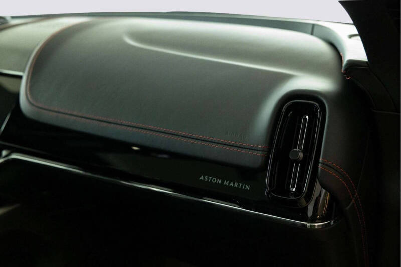 2026 Aston Martin DBX 707