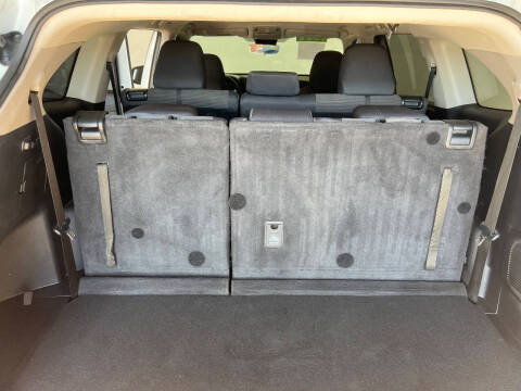 2022 Toyota Highlander L