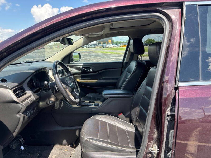 2017 GMC Acadia Denali