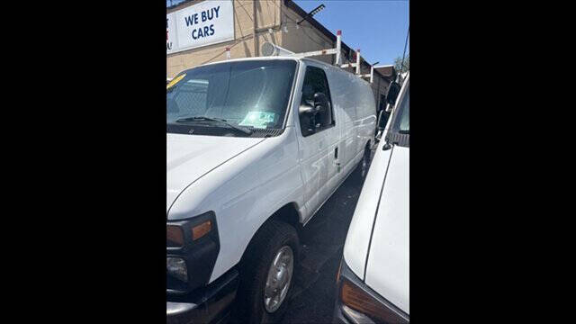 2014 Ford E-Series E-350 SD