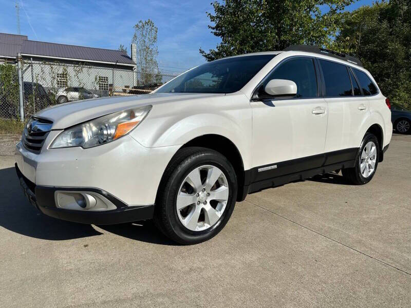 2011 Subaru Outback for sale at 82 Motors in Columbia Station OH