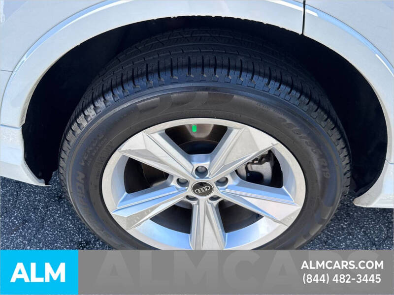 2024 Audi Q7 quattro Premium Plus 45 TFSI