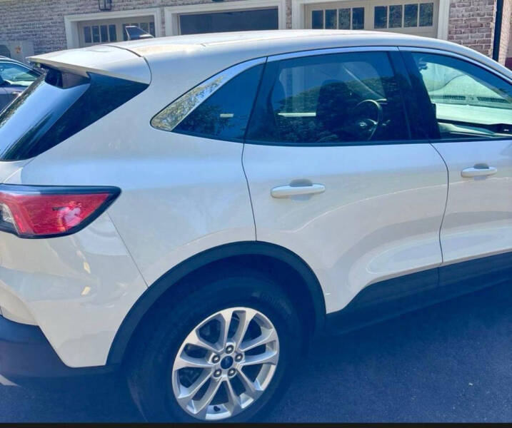 2021 Ford Escape SE