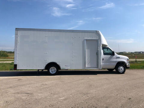 2019 Ford E-450 for sale at Signature Truck Center in Crystal Lake IL