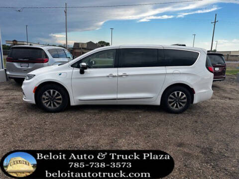 2023 Chrysler Pacifica Plug-In Hybrid for sale at BELOIT AUTO & TRUCK PLAZA INC in Beloit KS