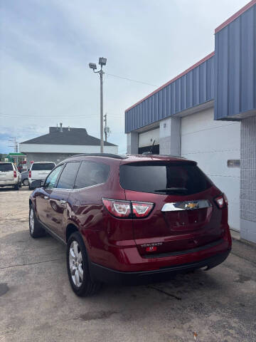 2017 Chevrolet Traverse LT