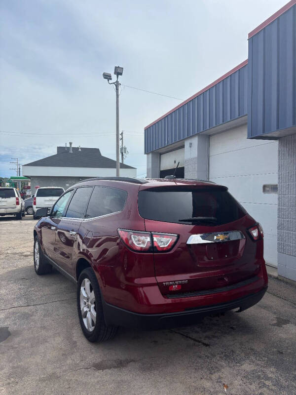 2017 Chevrolet Traverse LT