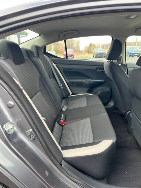 2021 Nissan Versa SV