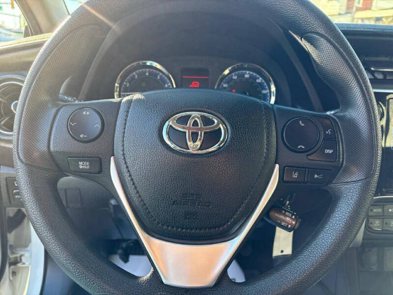 2019 Toyota Corolla XLE