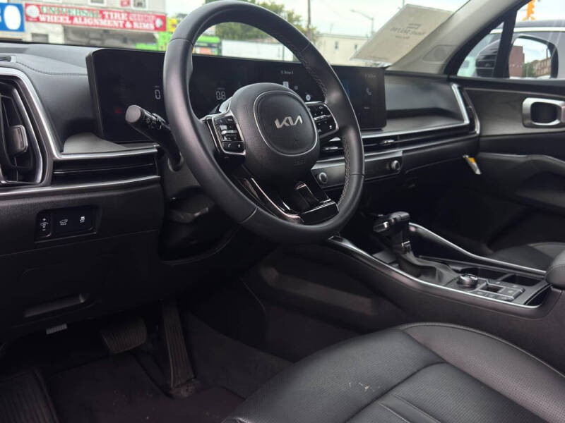 2024 Kia Sorento X-Line EX