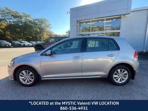 2019 Volkswagen Golf S