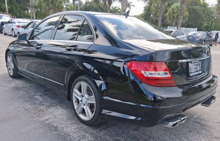 2011 Mercedes-Benz C-Class C 300 Sport 4MATIC