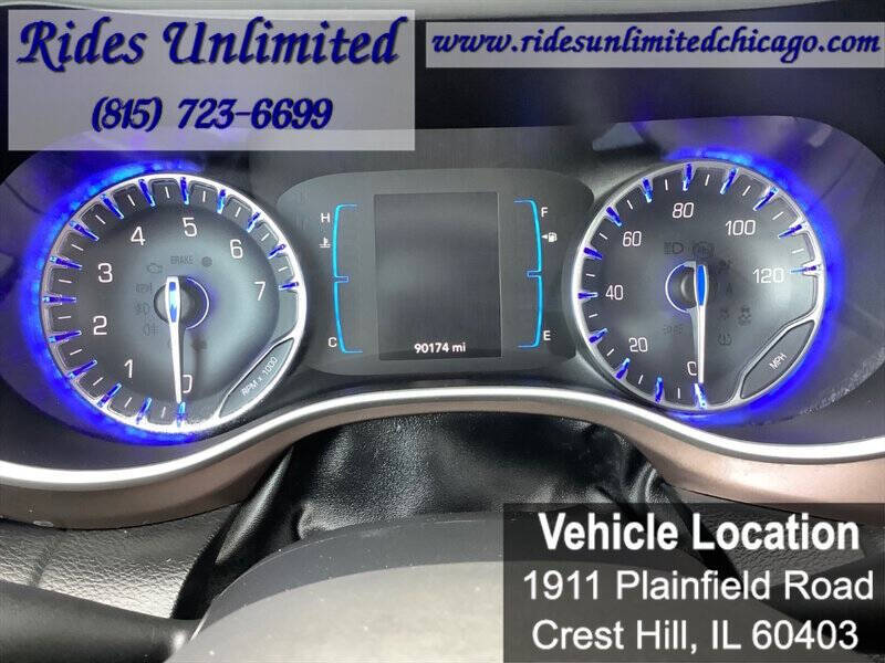 2017 Chrysler Pacifica Touring-L