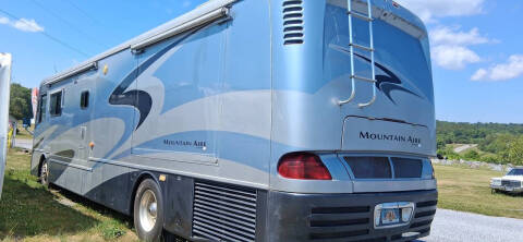 2003 Freightliner XC Chassis