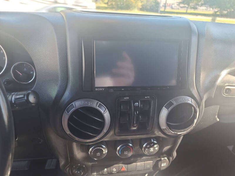 2013 Jeep Wrangler Unlimited Sport