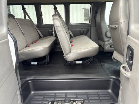 2023 Chevrolet Express LS 3500