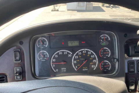 2013 Freightliner M2 106