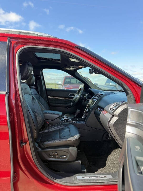 2018 Ford Explorer Platinum