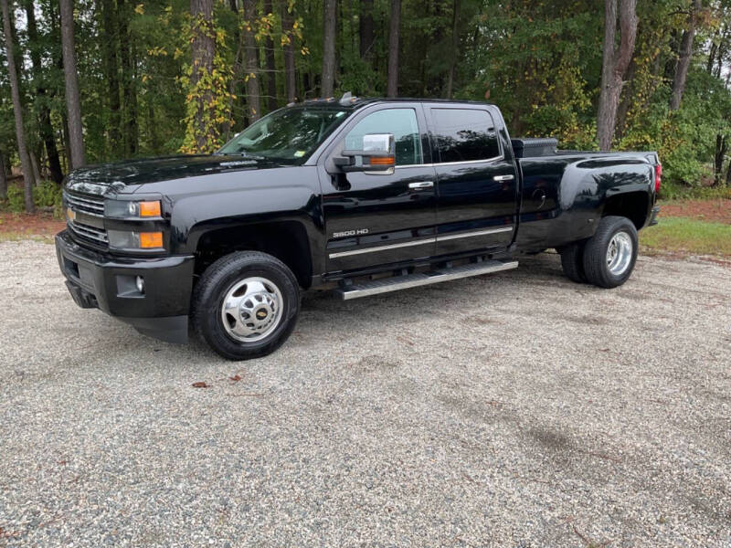 2016 Chevrolet Silverado 3500HD null photo 29