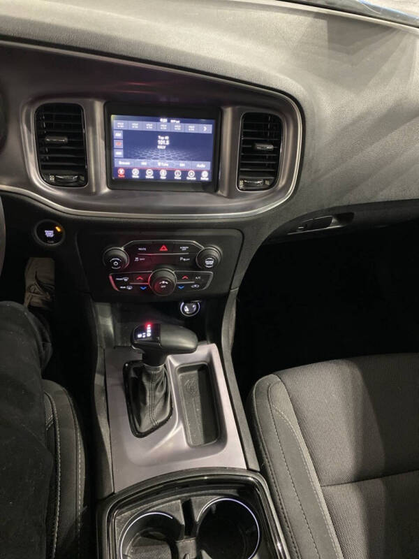 2019 Dodge Charger SXT