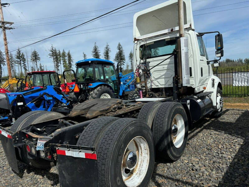 2006 International 8600