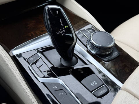 2018 BMW 5 Series 540i