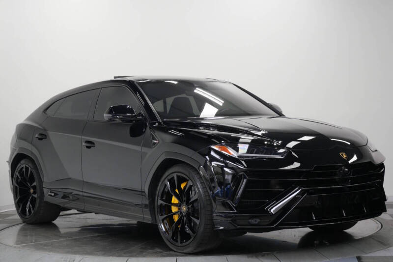 2023 Lamborghini Urus S