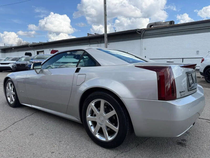 2004 Cadillac XLR